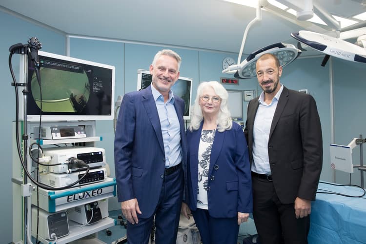 Παράδοση του υπερσύγχρονου εξοπλισμού - Δωρεά Αγία Σοφία