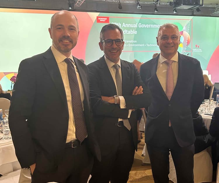 Εκδήλωση - "27η Συζήτηση Στρογγυλής Τραπέζης του Economist με την Ελληνική Κυβέρνηση"