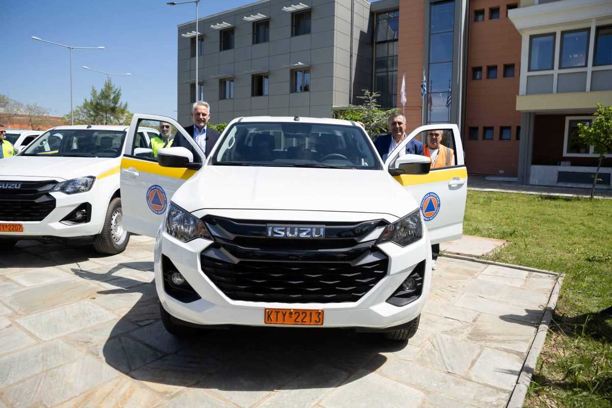 Παράδοση Οχημάτων στην Περιφέρεια Θεσσαλίας