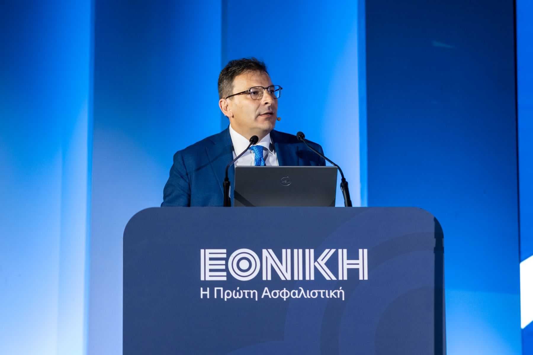 Ο Γιώργος Ζερβουδάκης, CSO της Εθνικής Ασφαλιστικής, μιλά στη βράβευση του εταιρικού δικτύου για τον εορτασμό των 135 χρόνων της Εταιρίας.